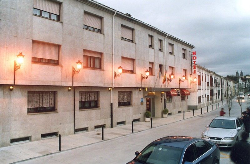 Hotel San Lorenzo Σαντιάγο ντε Κομποστέλα Εξωτερικό φωτογραφία